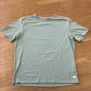 Vuori Men’s Tuvalu Tee in Agave Green